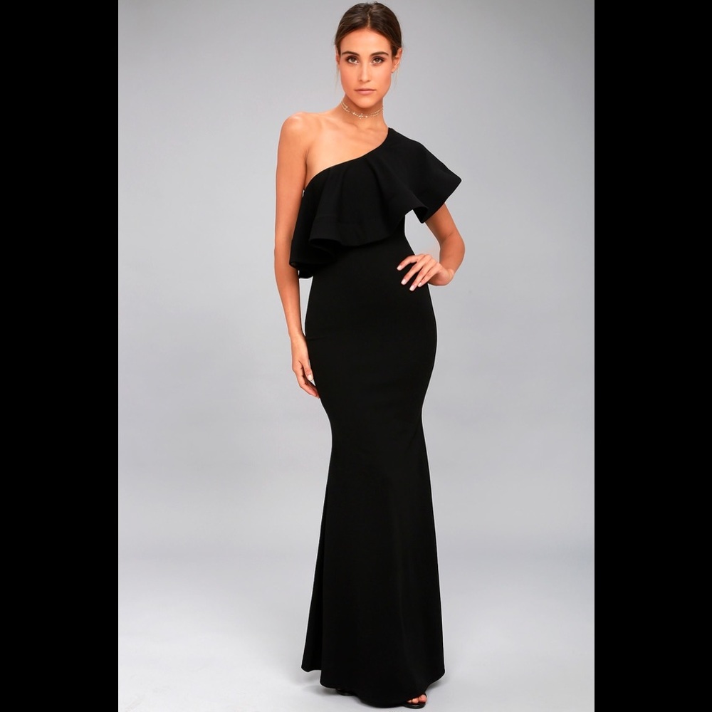 So Amazed Black One-Shoulder Maxi Dress